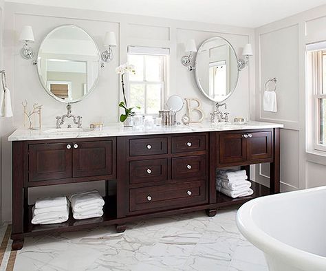 This double vanity with the dark wood base and light marble countertop has a rich, luxurious feel:  http://www.bhg.com/bathroom/vanities/bathroom-vanity-picks/?socsrc=bhgpin092614customcreation&page=7 Beautiful Bathroom Vanity, Traditional Bathroom Designs, Styl Shabby Chic, Traditional Bathroom Vanity, Dark Wood Cabinets, Bad Inspiration, Vanity Design, Wood Vanity, Wood Bathroom