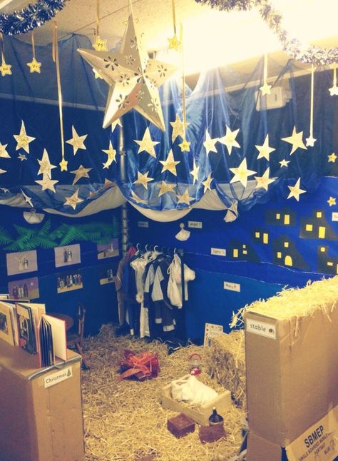 Nativity Role Play Area, Christmas Role Play Area Eyfs, Christmas Home Corner Eyfs, Christmas Role Play Area, Christmas Role Play Eyfs, Preschool Nativity, Eyfs Christmas, Role Play Areas, Play Corner