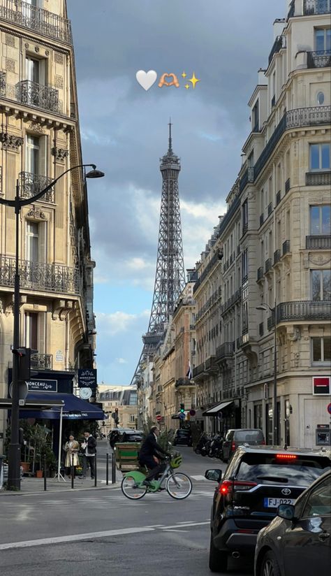 Paris Activities Aesthetic, Summer In Paris Aesthetic, Living In Paris Aesthetic, In Paris Aesthetic, Activities Aesthetic, Travel Instagram Ideas, Paris Activities, Paris Dream, France Aesthetic