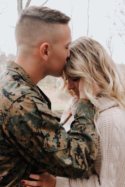 #military #photography #boyfriend #girlfriend #couples #couplegoals #couplephotography Marine Couple Photography, Soldier And Girlfriend Pictures, Military Couple Photoshoot, Military Wife Aesthetic, Army Engagement Pictures, Military Family Photoshoot, Deployment Photos, Army Couple Photography, Military Photoshoot