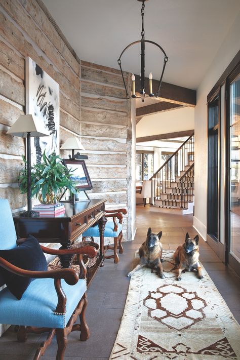 Small-Town Charm and Mountain Views - Mountain Living #foyer #entry #entryway #dog #dogs #doggos #rustic #interiordesign Rustic Farmhouse Interior Design, Mountain Living Magazine, Western Interior Design, Rustic Farmhouse Interior, Montana Living, Farmhouse Tour, Western Interior, Montana Homes, Home Bunch