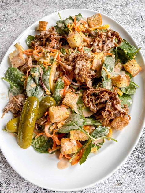 Pulled Pork Salad Smoked Pork Salad, Jalepeno Slaw For Pulled Pork, Pulled Pork Salad Recipes, Slaw For Pulled Pork, Salad With Pork, Pork Salad Recipes, Pulled Pork Salad, Amazing Salads, Pork Bites