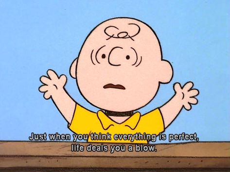 Charlie Brown Quotes, Charlie Brown Characters, Brown Quotes, Peanuts Charlie Brown Snoopy, Arte Alien, Fotografi Digital, Snoopy Wallpaper, Snoopy Love, Charlie Brown Peanuts