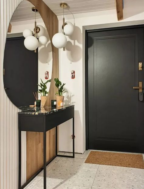 Modern Entryway Ideas, Mid Century Modern Entryway, Mid Century Entryway, Entryway Inspo, Best Bathroom Flooring, Modern Foyer, Apartment Entryway, Modern Entry, Loft Interior