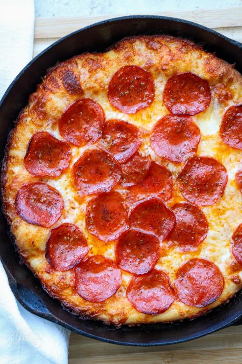 Cast Iron Pan Pizza Chicago Deep Dish Pizza Recipe Cast Iron Skillet, Pizza In Skillet, Upside Down Deep Dish Pizza Cast Iron, Cast Iron Pepperoni Pizza, Cast Iron Pizza With Store Bought Dough, Deep Dish Pizza Cast Iron, Cast Iron Deep Dish Pizza, Cast Iron Pan Pizza, Pizza Hut Pan Pizza