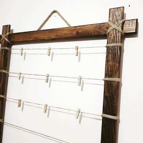 Photo Hanging Ideas, Wooden Latch, Hanging Pictures On The Wall, Photo Hanger, Diy Photo Display, Photo Hanging, Wooden Products, Photo To Art, Picture Boards