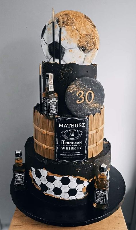 Wine Theme Cakes, Liquor Cake, Round Birthday Cakes, Big Birthday Cake, Rodjendanske Torte, 50th Cake, Birthday Cake For Him, 30 Birthday Cake, Elegant Birthday Cakes