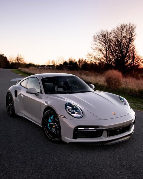 Porche Car, Porsche Sports Car, Classy Cars, Fancy Cars, Porsche Cars, Pretty Cars, Future Car, Cute Cars