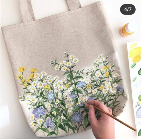 Flowers Watercolor Paintings, Diy Tote Bag Design, Painted Canvas Bags, Handpainted Tote Bags, Canvas Bag Diy, Totes Ideas, Canvas Bag Design, Diy Tote, Handpainted Bags