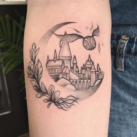 Tiny Harry Potter Tattoos, Hogwarts Tattoo, Related Tattoos, Science Tattoos, Hp Tattoo, Bookish Tattoos, Cat Tattoos, Harry Potter Tattoos, Harry Potter Tattoo