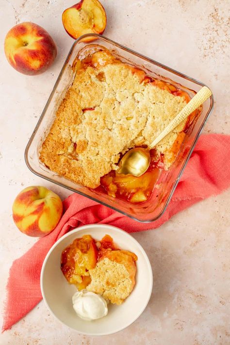 Vegan Peach Cobbler - Vegan Dessert Ideas Dairy Free Cobbler, Vegan Dessert Ideas, Vegan Cobbler, Summer Baking Recipes, Vegan Peach Cobbler, Peach Filling, Vegan Peach, Best Summer Desserts, Easy Peach Cobbler Recipe