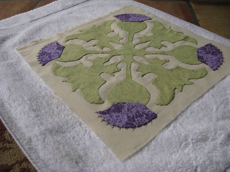 Scottish Thistle block - Family Quilt pic 2 | charcondie | Flickr Thistle Quilt Block, Thistle Quilt Pattern, Thistle Quilt, Family Quilt, Backing A Quilt, Celtic Quilt, Appliqué Quilts, Painted Barn Quilts, Barn Quilt Designs