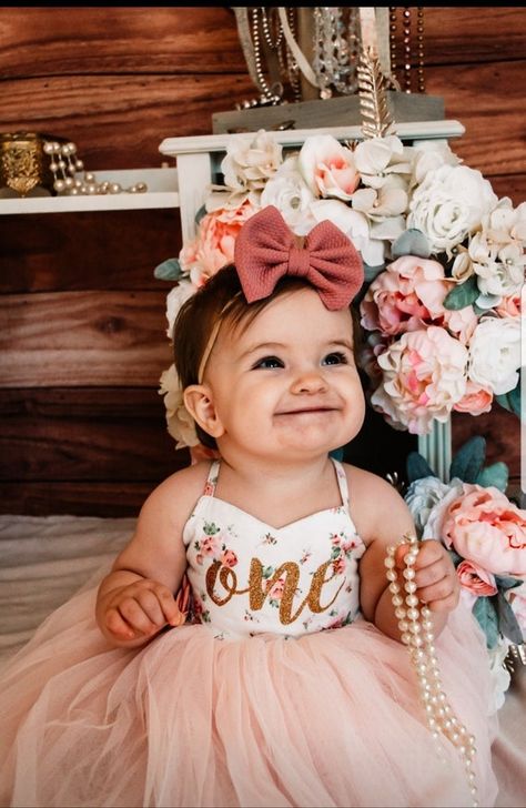 First Birthday Dress For Baby Girl, First Birthday Girl Outfit, Baby Girl First Birthday Outfit, Girl First Birthday Outfit, Girl Birthday Outfit, Tutu En Tulle, First Birthday Outfit Girl, Pink Tutu Dress