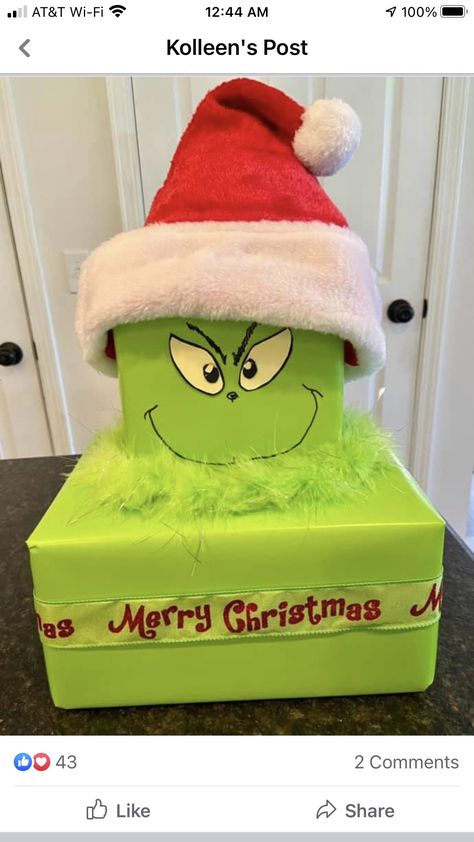 Unique Gift Wrapping Christmas, Gift Exchange Ideas, Christmas Gift Themes, Vintage Christmas Party, Christmas Wrapping Diy, Christmas Gift Wrapping Diy, Grinch Christmas Party, Whoville Christmas, Grinch Christmas Tree