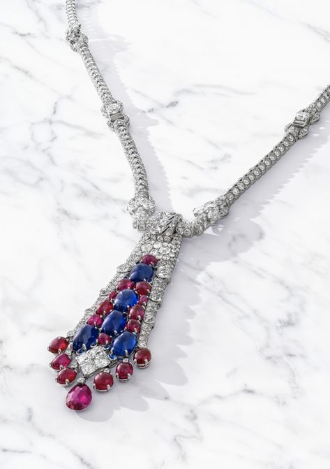 Cartier | An exceptional Art Deco ruby, sapphire, and diamond sautoir, France, 1933. Cartier Art Deco, Detachable Pendant, Bvlgari Jewelry, Cartier Jewelry, Ruby Sapphire, Gemstone Jewellery, Deco Jewelry, Art Deco Jewelry, High Jewelry