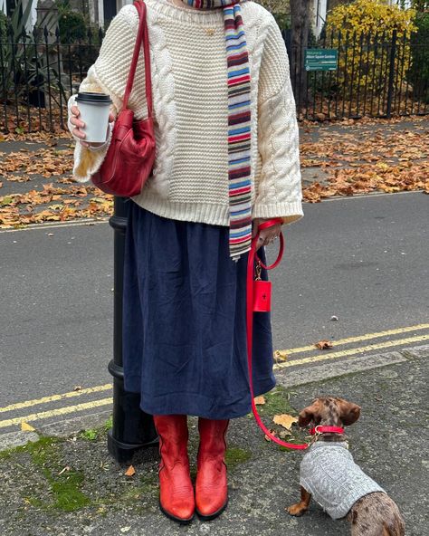 Whimsical Teacher Outfit, Cozy Feminine Aesthetic, Colorful Boots Outfit, Vintage Holiday Outfit, Washington State Outfits, Winter Cozy Outfits, Cozy Aesthetic Outfits, Eclectic Outfit, Festive Outfits Christmas