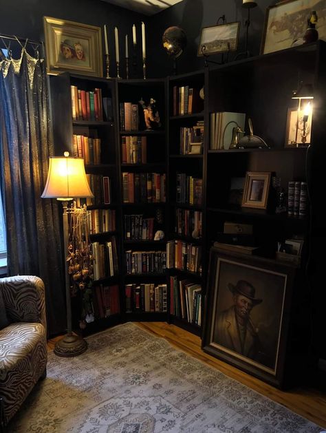 Gothic Art Deco Interior Design, Cozy Gothic Home, House Decor Dark Academia, Dark Feminine Interior Design, Goth Reading Nook, Southern Gothic Interior Design, Apartment Library Ideas, Apartment Dark Academia, Dark Desk Aesthetic