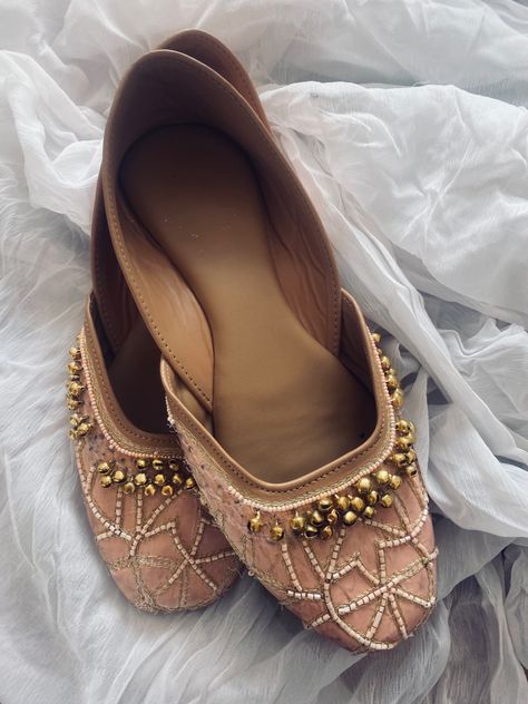 Ghungroo Aesthetic, Punjabi Jutti, Tory Burch Flats, Tory Burch