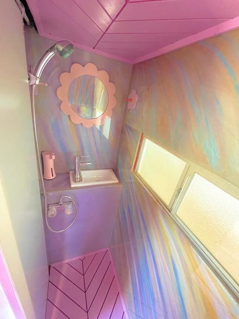 Pink Rv Interior, Barbie House Decor, Vaporwave Bathroom, Pink Tiny House, Barbie Home Decor, Kids Bathroom Shower, Rv Decorating Ideas, Small Travel Trailers, Cottage Modern