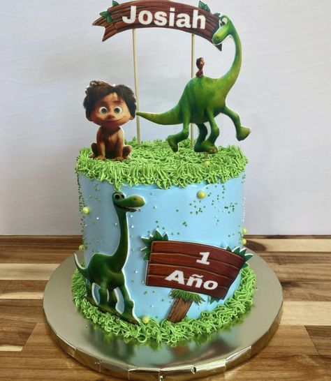 The Good Dinosaur Cake, Cake Animation, Dinosaur Birthday Theme, Good Dinosaur, Disney Baby Shower, 1st Birthday Party Themes, Dinosaur Cake, Baby Boy 1st Birthday, The Good Dinosaur