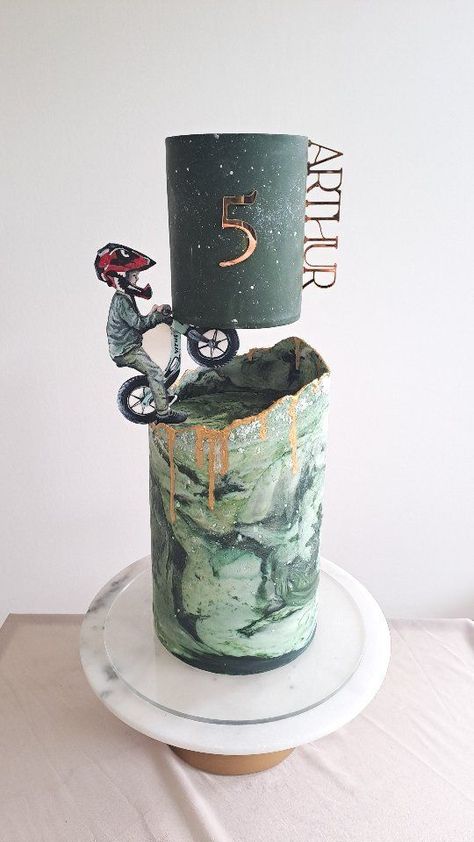 Charlotte Cope - Perfect Cakes Co on Reels | Noelle Johnson · Always Remember Us This Way Mountain Bike Cake, Creating A Character, Green Birthday Cakes, His Birthday Cake, Bike Cakes, Paint Bike, Gravity Defying Cake, Gravity Cake, Green Cake