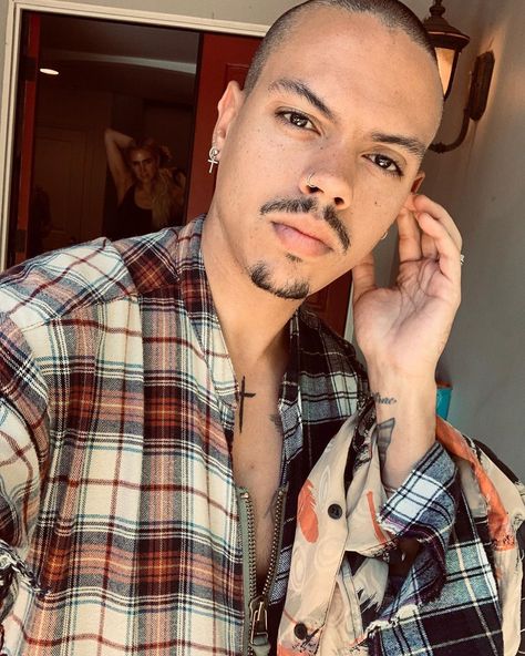 Evan Ross on Instagram: “Always got my back!” Ross Butler Perfect Addition, Ravi Ross Memes, Ryan Lee, Evan Ross, Famous Last Words, Gentleman, Checks, Casual Button Down Shirt, Men Casual