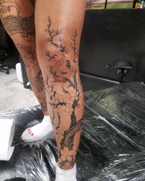 leg tattoos for men Leg Tattoos Calf, Tattoos Calf, Calf Sleeve Tattoo, Leg Tattoos For Men, Tattoos Leg, Calf Tattoo Men, Mens Body Tattoos, Japanese Leg Tattoo, Back Of Leg Tattoos