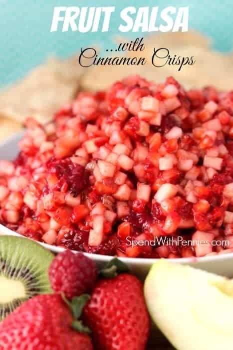 White Meals, Cinnamon Crackers, Cinnamon Crisps, Fruit Salsa Recipe, Strawberry Bites, Salsa Guacamole, Food Salad, Christmas Recipes Appetizers, Spend With Pennies