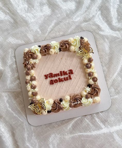 🤎🧁🌟 . craveinn, kannapuram, kannur . [cakes, inspo, square cakes, cake ideas, kannur baker, design, kannapuram, craveinn, explore, fyp, simple, kannapuram baker, kannur cakes, home baker, baking, chocolate cake, chocolate, ganache, cake] #cakes #craveinn #kannur #fyp Square Chocolate Cake Design, Square Chocolate Cake, Square Cake Designs, Baking Chocolate Cake, Cake Chocolate Ganache, Square Cake Design, Chocolate Ganache Cake, Chocolate Cake Designs, Ganache Cake