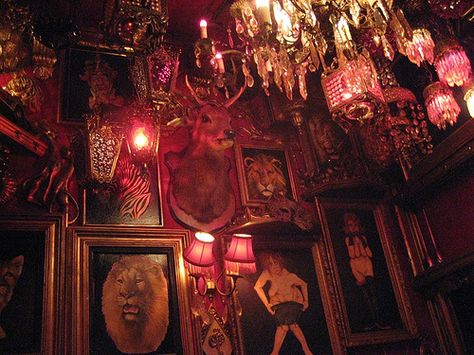 Piano Bar - Shibuya, Tokyo by angryrobot, via Flickr Jazz Speakeasy, Foto Muro Collage, Gryffindor Aesthetic, Hidden Bar, Buku Harry Potter, Piano Bar, Hogwarts Houses, Red Aesthetic, Dream House Decor