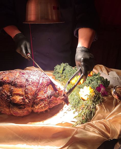 Horseradish Cream Sauce, 20 Anniversary, Tender Roast Beef, Carving Station, Horseradish Cream, Catering Ideas, Food Displays, Magical Moments, Tent Wedding