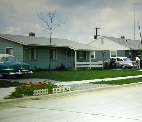 50s Suburbia Aesthetic, Suburbia Aesthetic, 1950s Suburbia, Retro Stove, Roger Wilkerson, Bugatti Royale, Suburban House, Retro Housewife, White Picket Fence