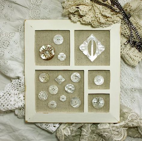 Framed button in a thrift store frame Buttons Ideas, Button Projects, Vintage Thrift Stores, Button Ideas, Button Creations, Vintage Jewelry Diy, Vintage Thrift, My Sewing Room, Rose Vintage