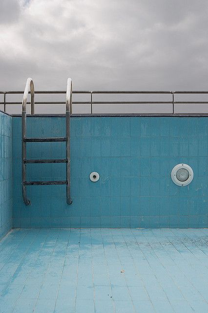 Piscine  |  Grisolia, Calabria, Italy  |  Alessandro Crusco photography    2008  | Empty Pool, Blue Neighbourhood, Everything Is Blue, Secrets Of The Universe, Feeling Blue, Heroes Of Olympus, Calabria, Percy Jackson And The Olympians, Ootd Outfit