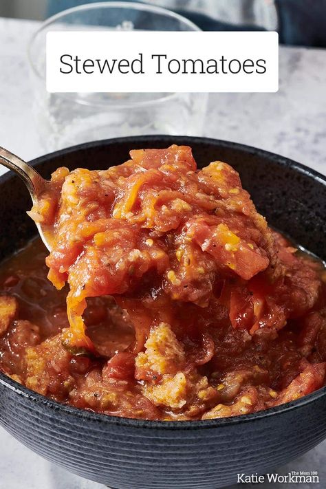 Stewed Tomatoes / Slow cooked so they become soft and sweet, these stewed tomatoes can be used and served in so many different ways! Old Fashioned Stewed Tomatoes With Bread, Stewed Tomatoes Recipe Easy, Stewed Tomatoes Recipe, Stewed Tomato Recipes, Tomato Gravy Recipe, Tomato Dishes, Tomato Gravy, Tomatoes Recipe, Meat Free Recipes