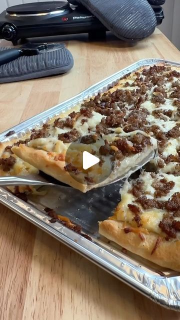 Stefan Johnson on Instagram: "I wanted it, so I made it! How’d I do with my school breakfast pizza? 
.
#food #cooking #breakfast #pizza #nostalgia #foodie #snacks #reels" School Breakfast Pizza, Alfredo Recipes, Cooking Breakfast, Fettuccine Alfredo Recipes, School Breakfast, Breakfast Sweets, School Cafeteria, Pizza Food, 401k