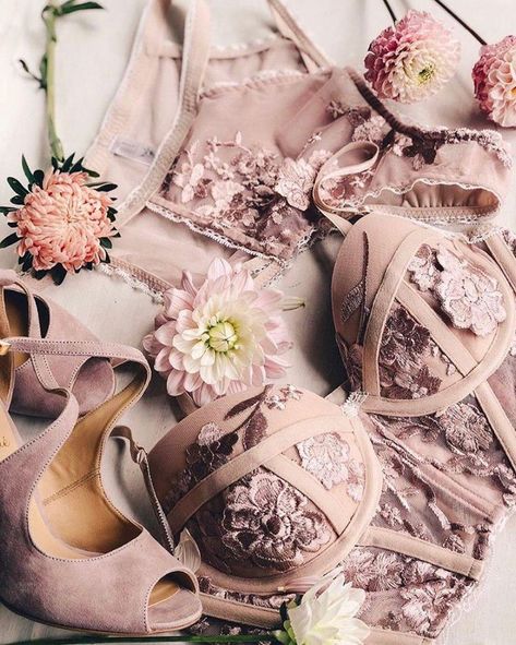 Couture Dior, Rara Avis, Lingerie Shoot, For Wedding, Lingerie Inspiration, Cute Lingerie, Lingerie Outfits, Wedding Lingerie, Pretty Lingerie