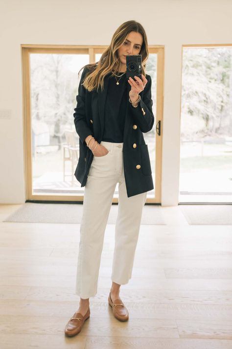 navy t-shirt with blazer outfit Navy Tee Outfit, Navy Top Outfit, With Blazer Outfit, Navy Blazer Outfit, Basic Tee Outfit, Striped Blazer Outfit, Navy Blazer Outfits, Ootd Office, Beige Pants Outfit