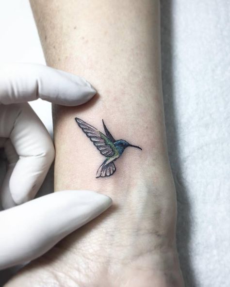 Hummingbird Tattoo Black, Kingfisher Tattoo, Tattoo Hummingbird, Small Hummingbird Tattoo, Artsy Tattoos, Petit Tattoo, Hummingbird Tattoo, Dainty Tattoos, Time Tattoos