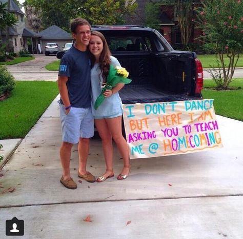 The best promposals or hocopromposals we found in 2014. 20 best promposals or hocopromposals Cute Promposal, Cute Promposals, Cute Homecoming Proposals, Cute Prom Proposals, Asking To Prom, Dance Proposal, Sadie Hawkins, Lee Brice, High School Dance