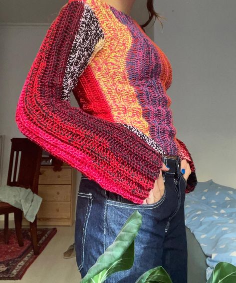 garn gutterne | //SOLD// • Crochet sweater made of second hand yarn, can be worn both ways🍒 DM to buy #yarnspiration #crochet #yarnaddict #hækling… | Instagram Ombre Yarn Crochet Ideas, Colorblock Crochet, Artsy Projects, Ombre Yarn, Scrap Yarn, Knit Projects, Crochet Inspo, Yarn Projects, Granny Squares