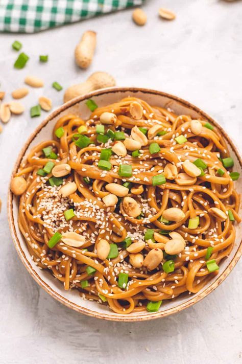 Thai Peanut Sesame Noodles - The Recipe Critic Sesame Oil Recipes, Sesame Noodles Recipe, Peanut Sauce Noodles, Peanut Sauce Recipe, Sesame Noodles, Peanut Noodles, Recipe Critic, Thai Peanut, Sesame Sauce