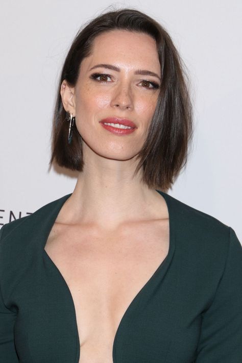 Rebecca Hall  #RebeccaHall Permission Screening at Tribeca Film Festival 22/04/2017 http://ift.tt/2t3rMBx Rebecca Hall, Beautiful Neck, Yvonne Strahovski, Tribeca Film Festival, Celebrity Updates, Female Head, Hooded Eyes, Fitness Models Female, Nicole Kidman