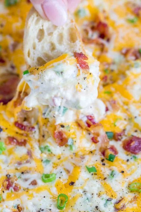 Bacon Spinach Dip, Low Carb Veggie, Jalapeno Popper Dip Recipe, Cheesy Bacon, Spinach Dip, Football Food, Yummy Dips, Appetizer Dips, Dip Recipes