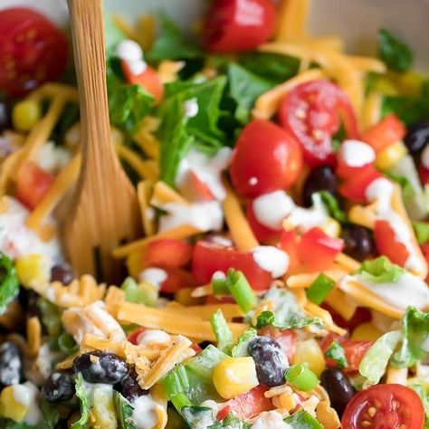 Jenn Laughlin on Instagram: "This deeeelicious Black Bean Taco Salad is a must! It’s loaded with veggies, totally vegetarian, and drizzled with a delicious homemade creamy salsa dressing. 🥬🍅🧀🌽🌶🥗🌱❤️ Snag the recipe on peasandcrayons.com or click the link in my profile: @peasandcrayons . . . . #vegetarian #vegetarianfood #vegetarianrecipes #tacosalad #blackbeans #salad #saladrecipe #glutenfree #glutenfreerecipes #glutenfreefood" Black Bean Taco Salad, Bean Taco Salad, Creamy Salsa Dressing, Salsa Dressing, Creamy Salsa, Black Bean Tacos, Bean Tacos, Taco Salad, Black Bean