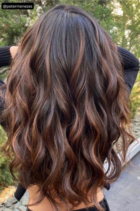 Chocolate Balayage With Caramel Highlights Brown Hair With Caramel Highlights, Black Wavy Hair, Black Hair Balayage, Hair Color Chocolate, Brown Hair Looks, Brown Hair Inspo, Hair Color Caramel, Brunette Hair With Highlights, Brown Hair Color