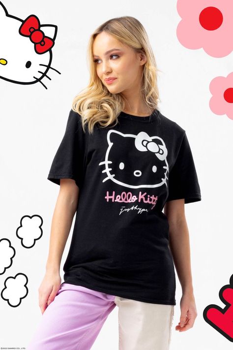 Sanrio Clothes, Hello Kitty Shop, Hello Kitty Black, Hello Kitt, Kawaii Hello Kitty, Black Cotton Fabric, Hello Kitty Items, Hello Kitty Collection, The Hype