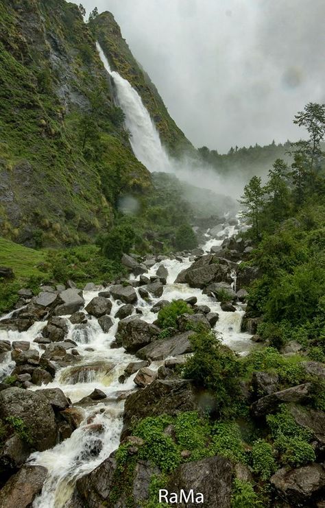 The Birthi Falls enroute Munsiyari, June 2017 PC - Vs Raghavan #india #bharat #nature #hindustan #munsiyari #uttarakhand #waterfall Munsiyari Uttarakhand, Uttarakhand Travel, India Trip, Nainital, States Of India, Hill Station, Beautiful Waterfalls, Beautiful Places To Travel, Scenic Landscape