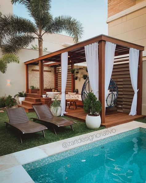 Pool Side Decorating Ideas, Garden Design London, Backyard Resort, Backyard Garden Landscape, Backyard Renovations, House Extension Design, Toilet Design, Swimming Pools Backyard, Pergola Designs