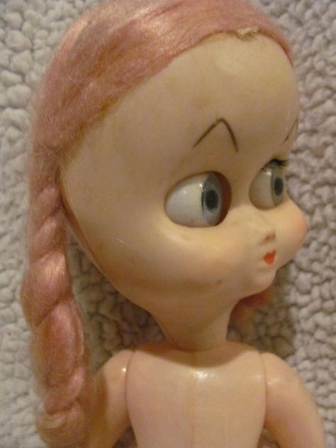 Pink Hair Braids, Hair In Braids, Creepy Toys, Haunted Dolls, Kewpie Dolls, Hair Braids, Doll Parts, Weird World, Old Toys